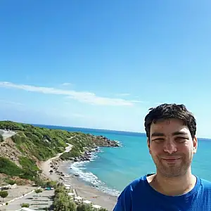 רועי