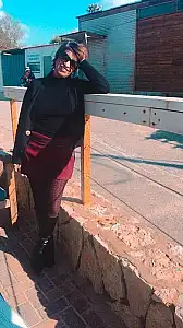 מי