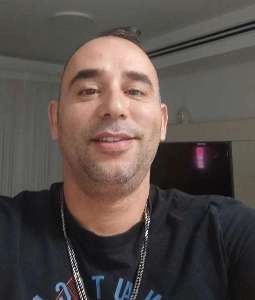 שלומי