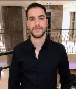 Yaniros