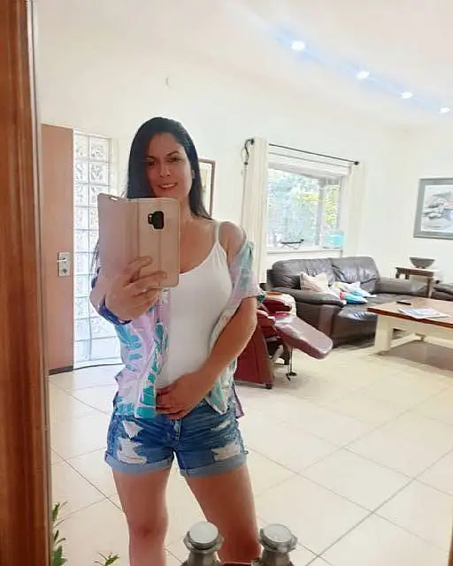 לי
