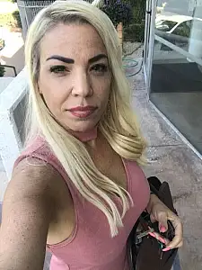 אריאל